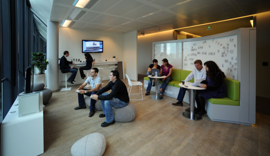 Aménagement Bureau Professionnel - Microsoft