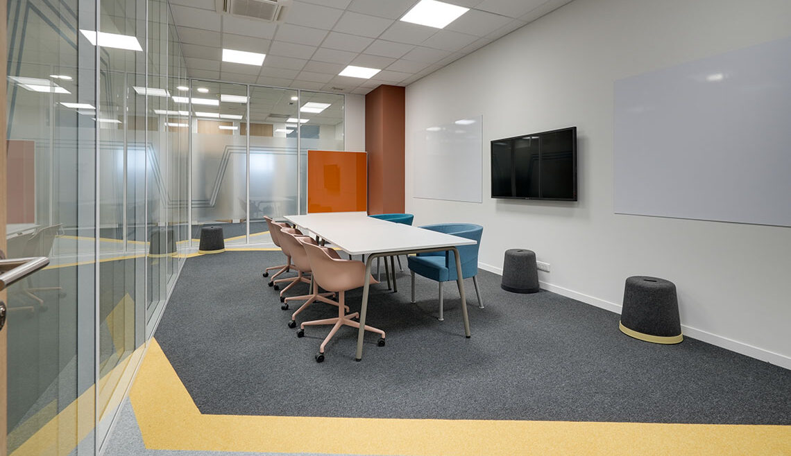 Aménagement Bureau Professionnel - Renault Retail Group – RRG