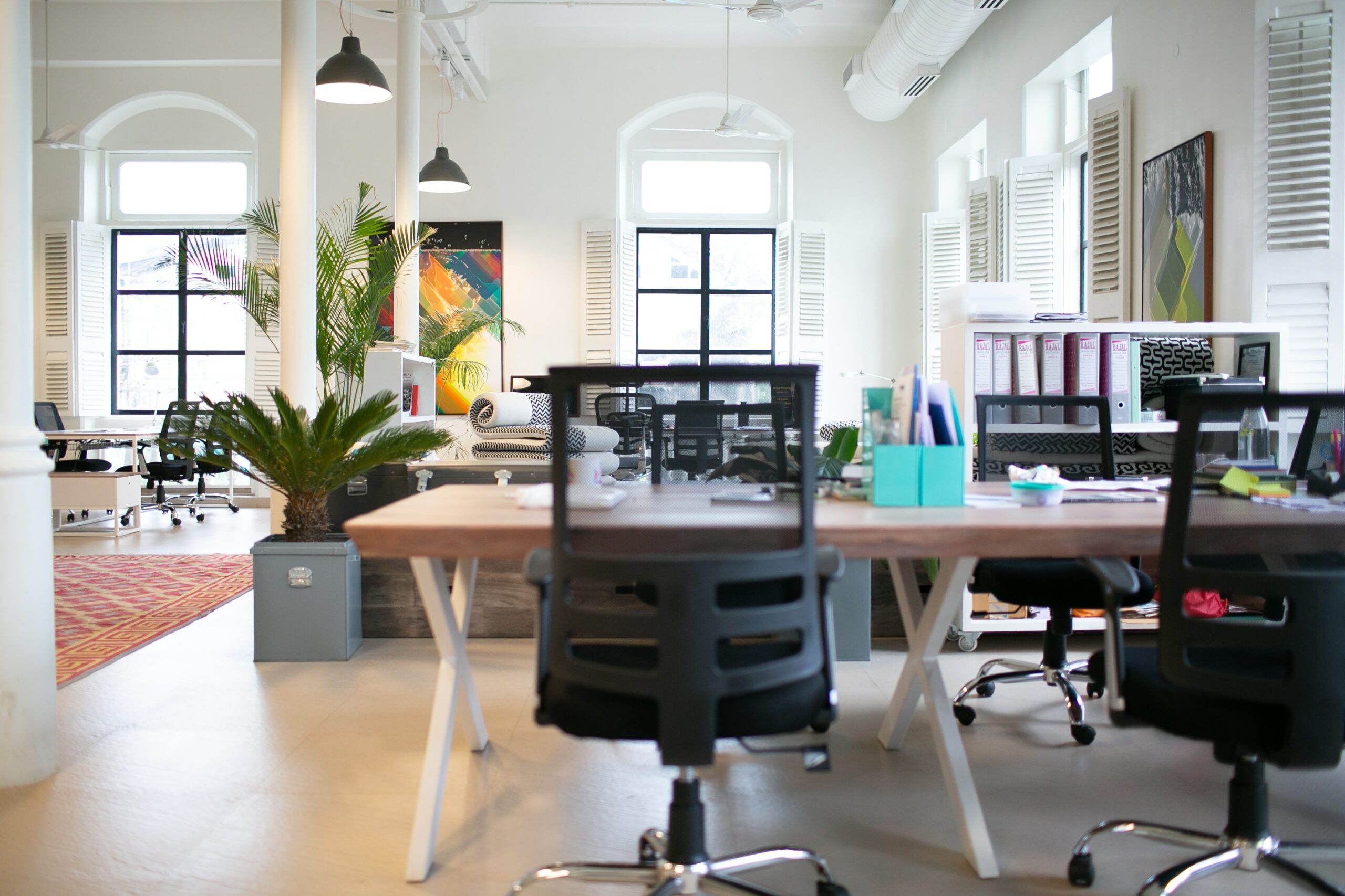 Environnement de travail : définition, types et stratégies d’amélioration