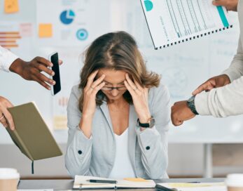 Espaces de travail : comment l’aménagement influence le bien-être de vos équipes ? 🧠